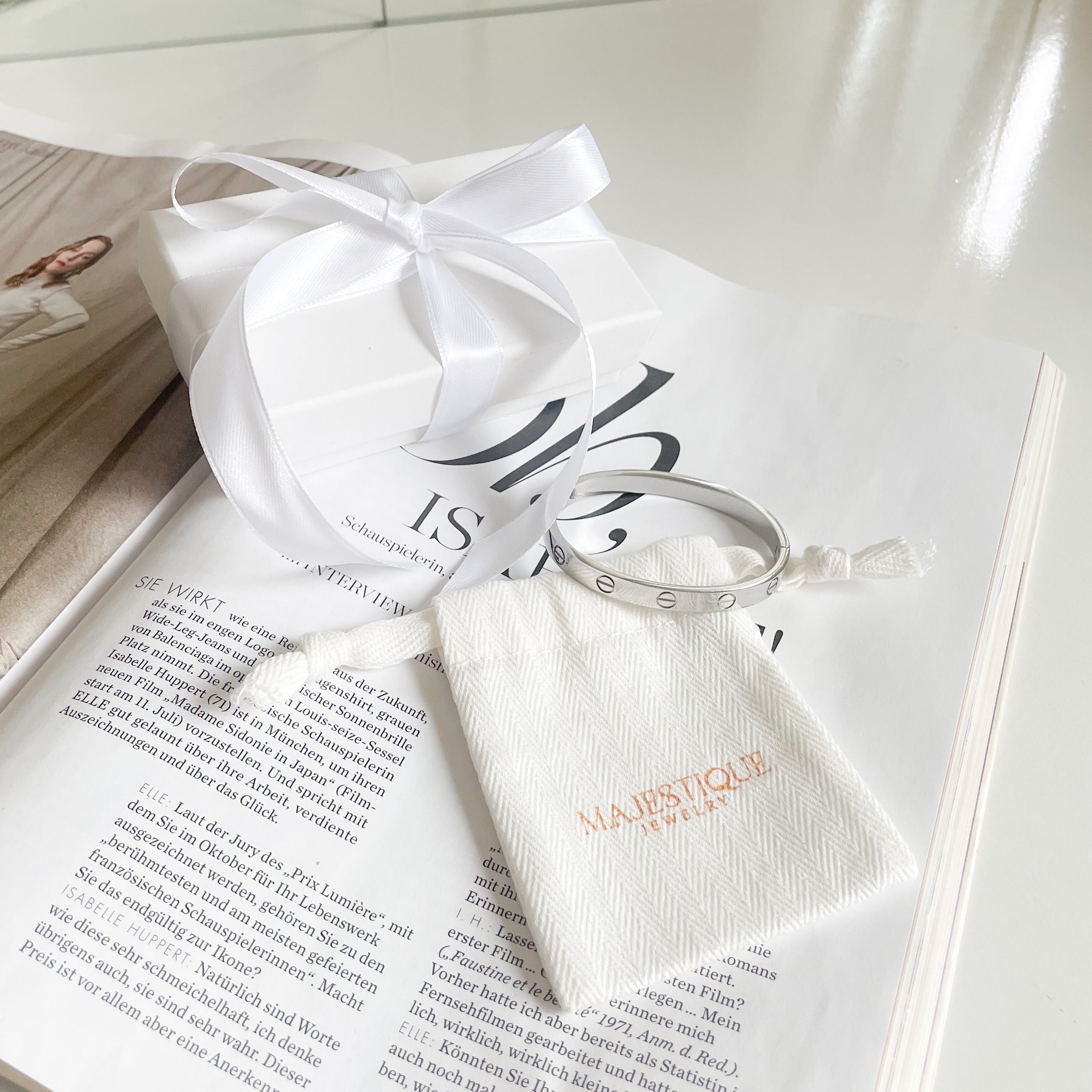 Love Bracelet Medium