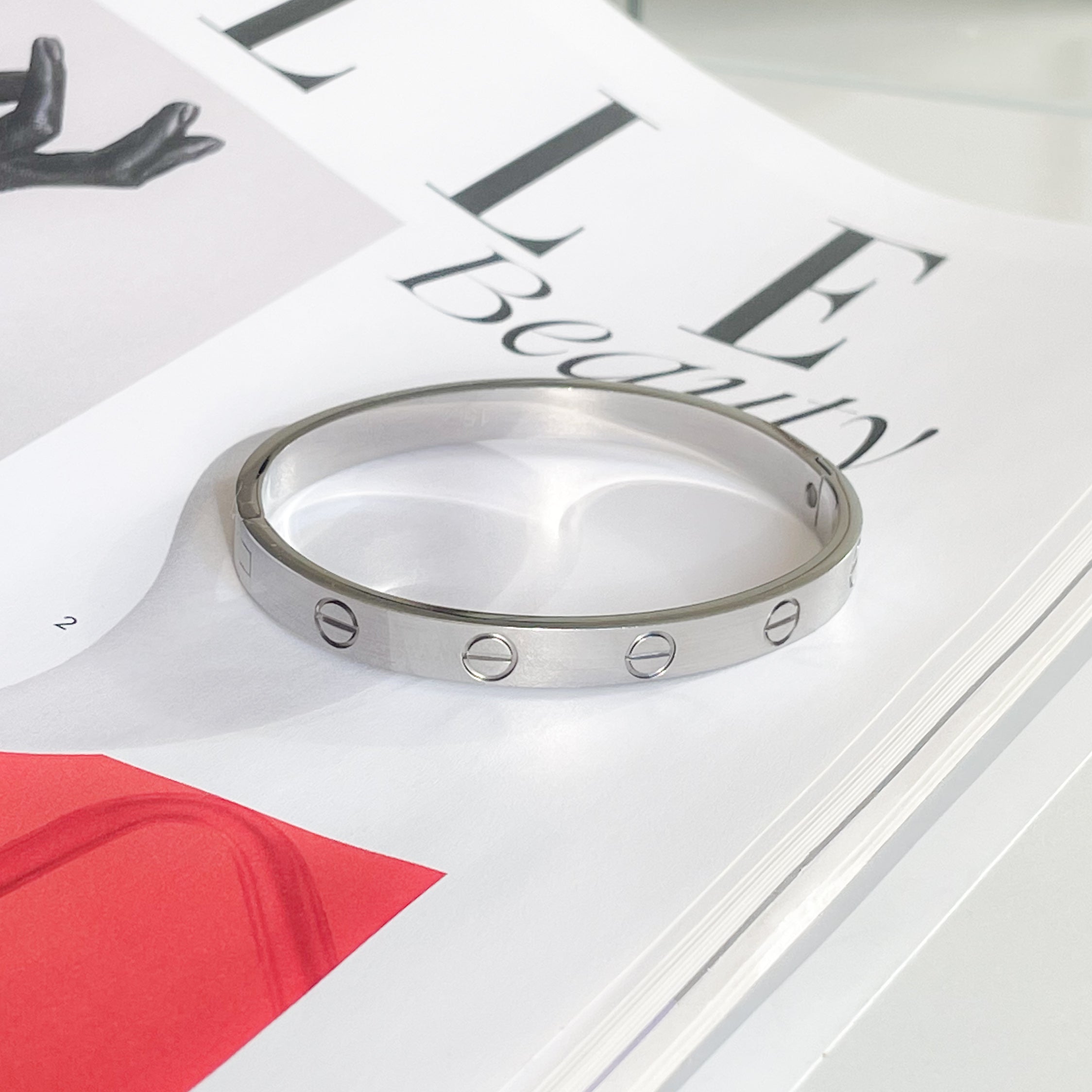 Love Bracelet Medium